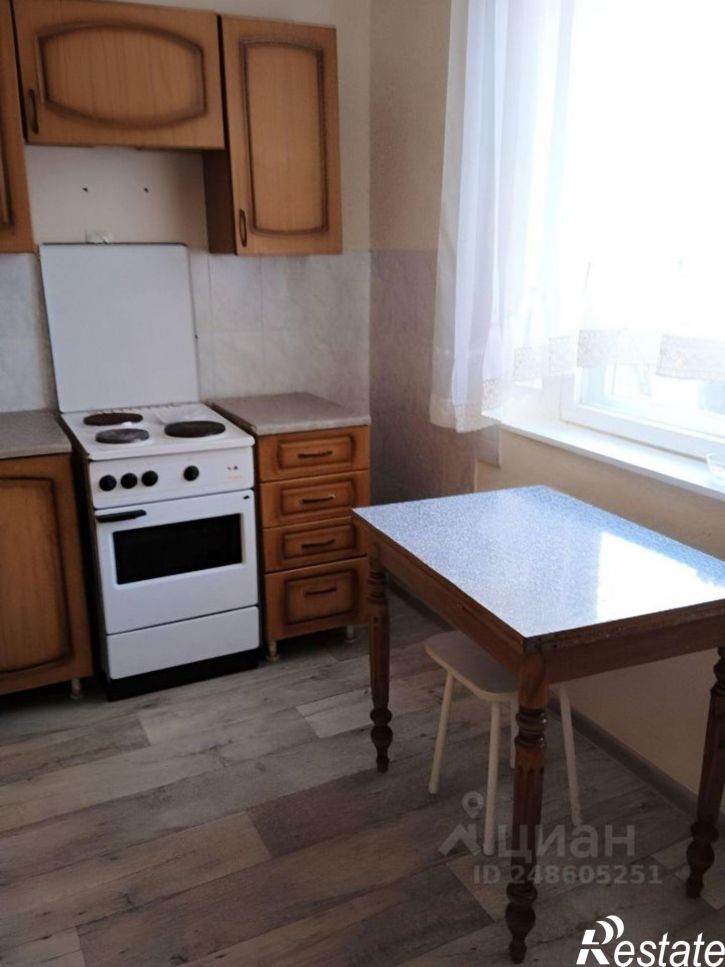 1-комн квартира проспект Врача Сурова, 27,  д. 27