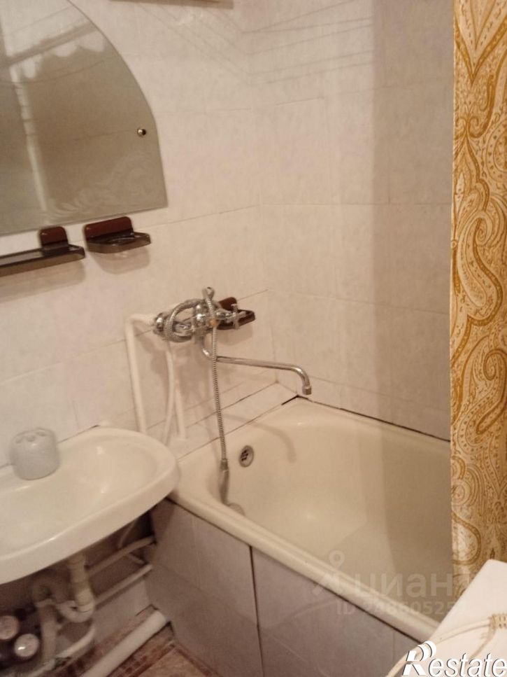 1-комн квартира проспект Врача Сурова, 27,  д. 27