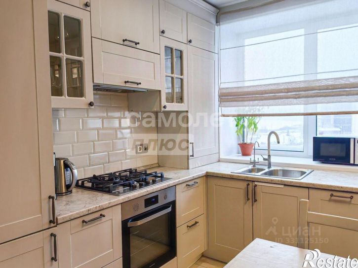3-комн квартира ул Кирова, 37,  д. 37