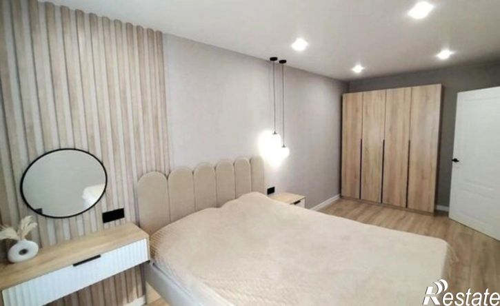 2-комн квартира улица Варейкиса, 22,  д. 22