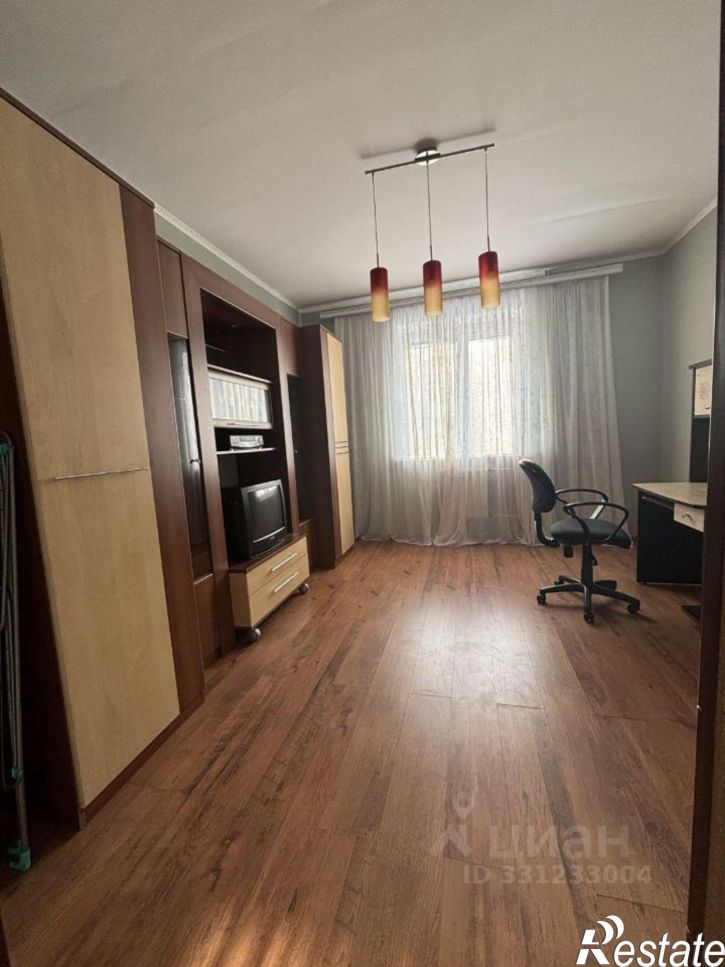 3-комн квартира улица Рябикова, 75,  д. 75