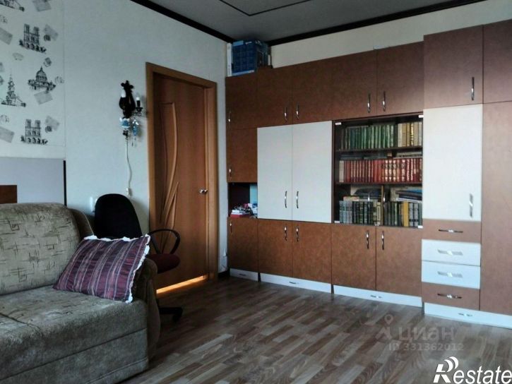 2-комн квартира улица Скочилова, 1,  д. 1