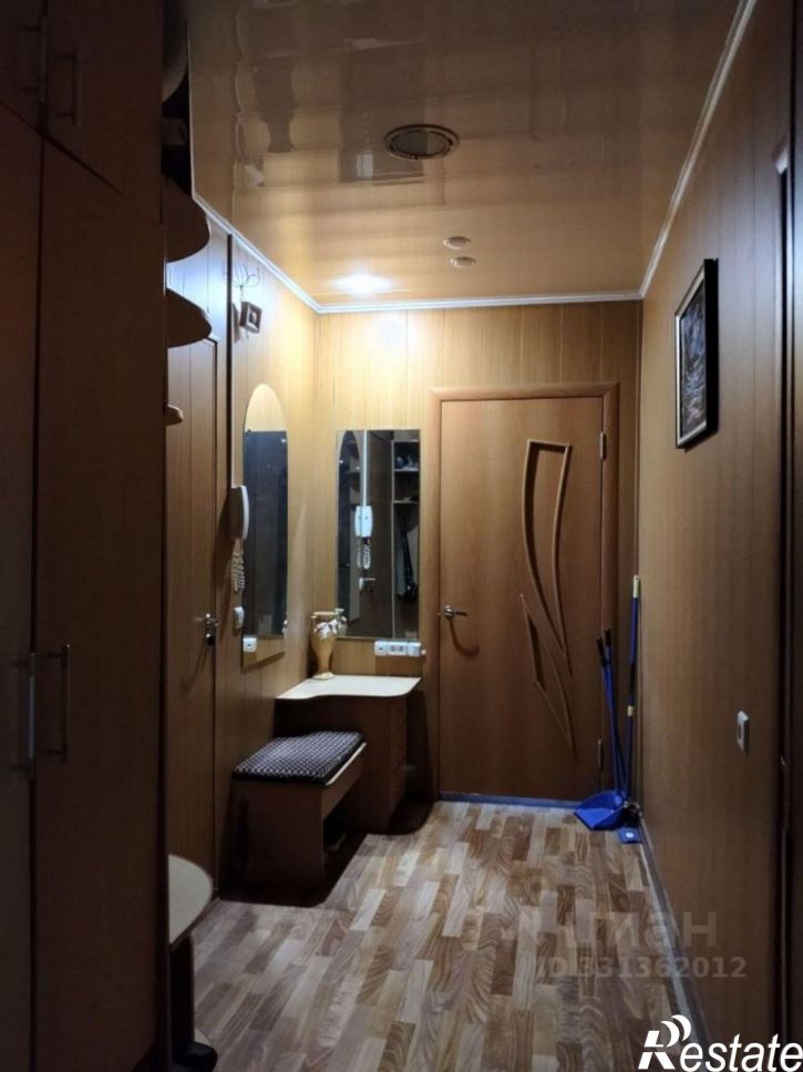 2-комн квартира улица Скочилова, 1,  д. 1