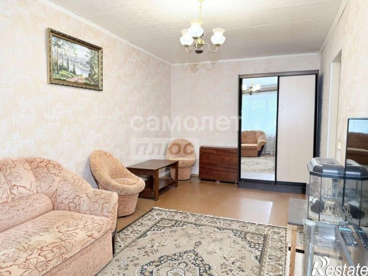 2-комн квартира ул Хрустальная, 28,  д. 28