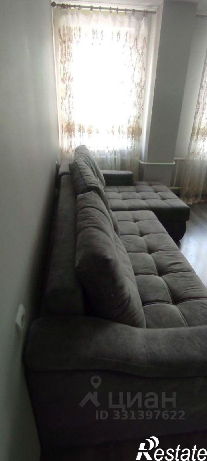 2-комн квартира проспект Ливанова, 11,  д. 11