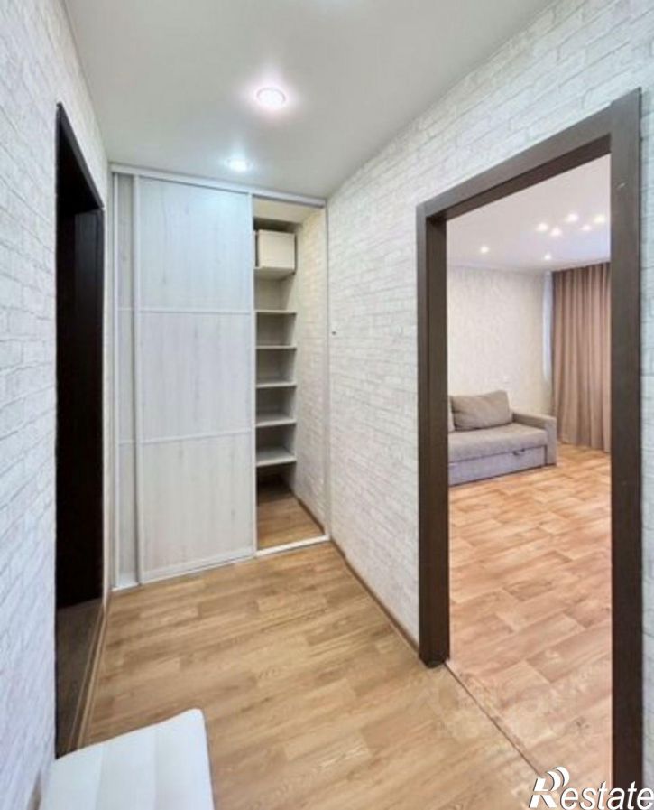 2-комн квартира ул Мостостроителей, 19,  д. 19