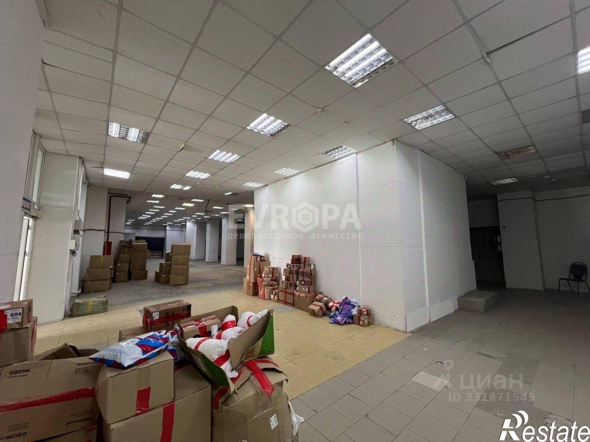 Купить складское помещение за 65 002 100 рублей на Московское шоссе, 17