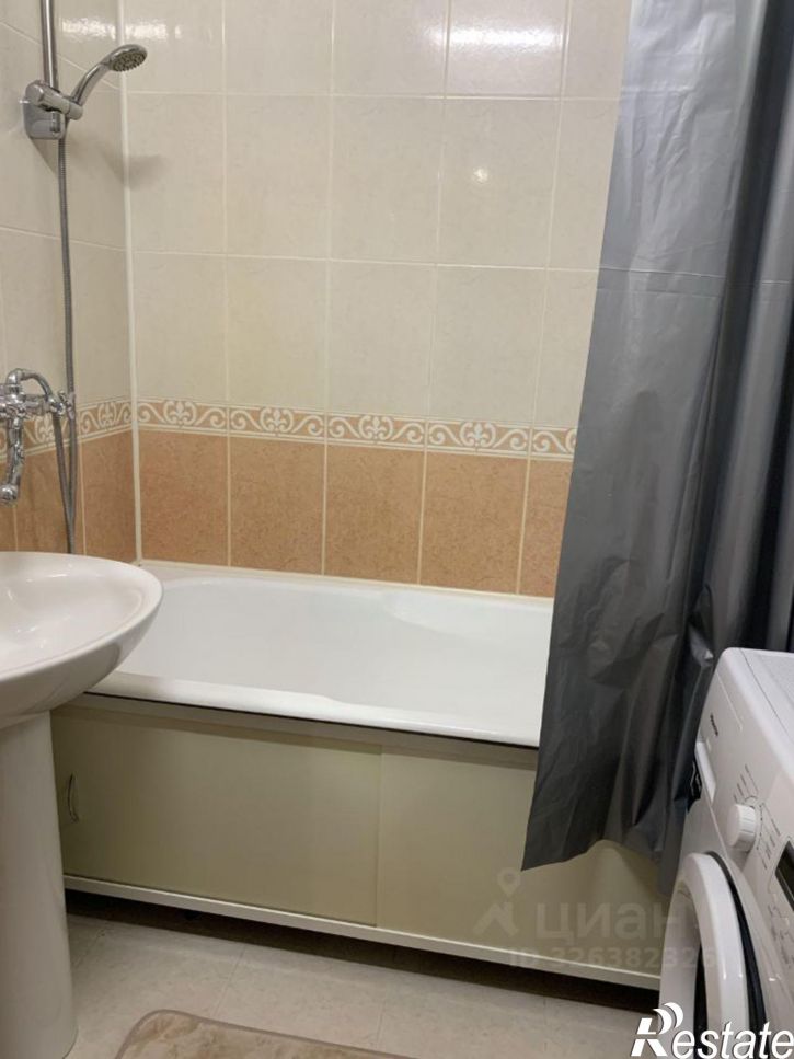 2-комн квартира улица Крымова, 63/2,  д. 63/2