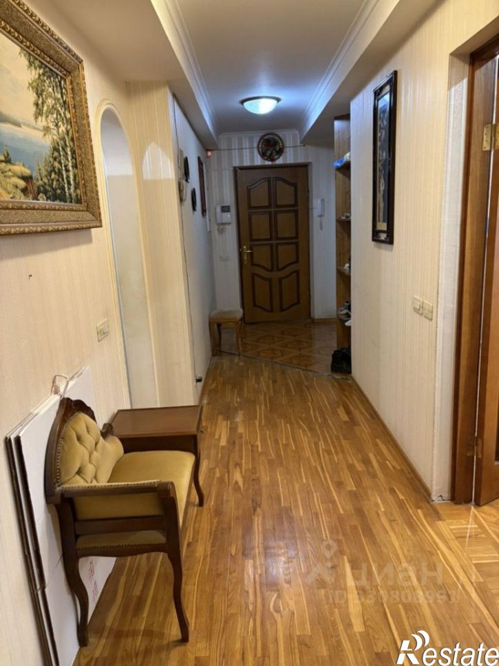3-комн квартира Ленинградская улица, 32,  д. 32