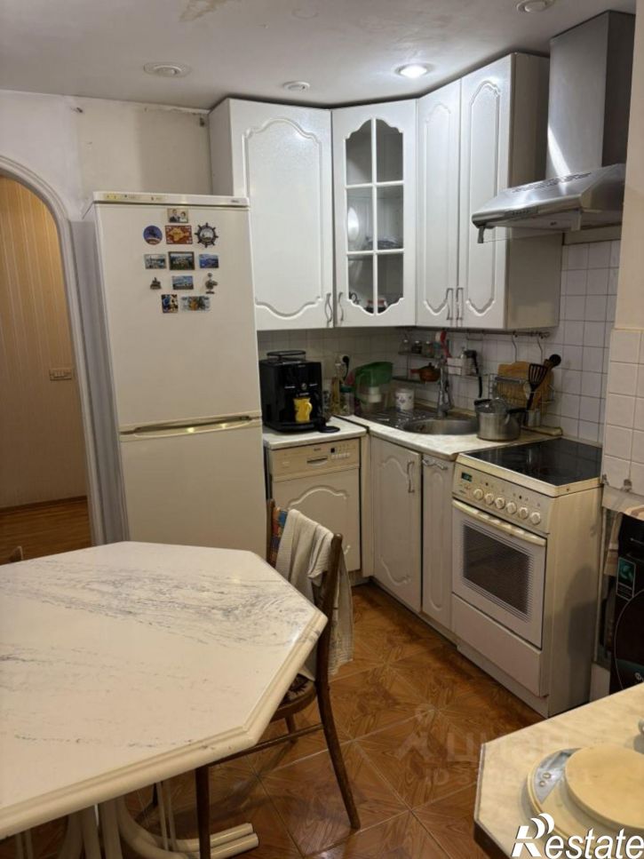 3-комн квартира Ленинградская улица, 32,  д. 32