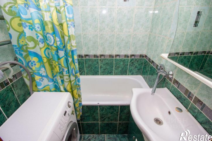 2-комн квартира улица Кирова, 52,  д. 52