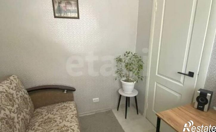 3-комн квартира улица Врача Михайлова, 37,  д. 37