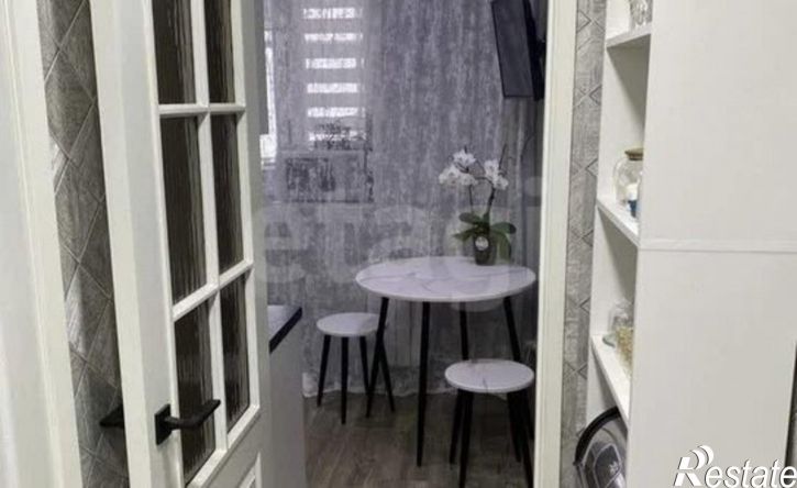 3-комн квартира улица Врача Михайлова, 37,  д. 37