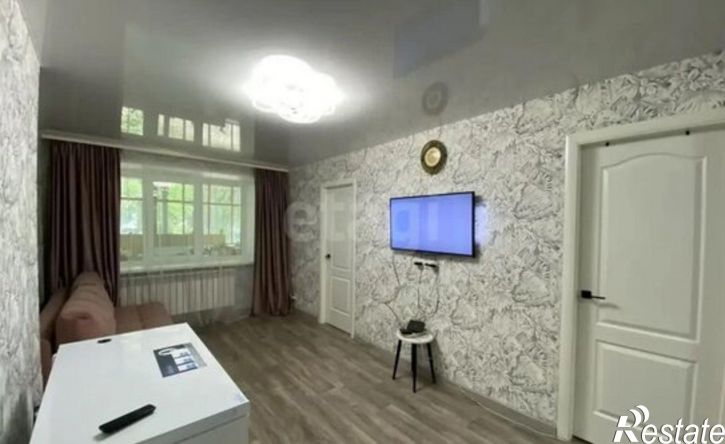 3-комн квартира улица Врача Михайлова, 37,  д. 37