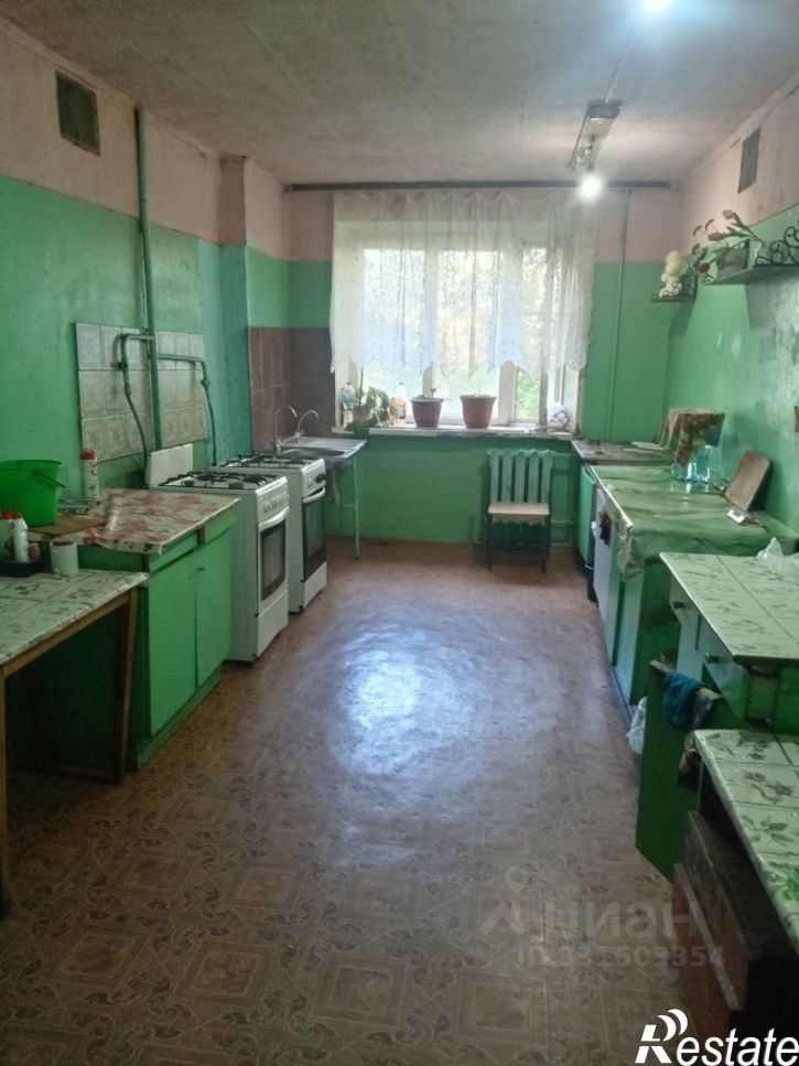Комната пр-д Героя России Аверьянова, 9,  д. 9