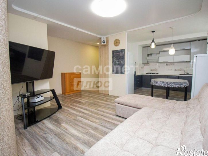3-комн квартира ул Робеспьера, 5 1,  д. 5 1,  к. 1