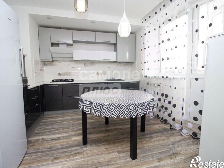 3-комн квартира ул Робеспьера, 5 1,  д. 5 1,  к. 1