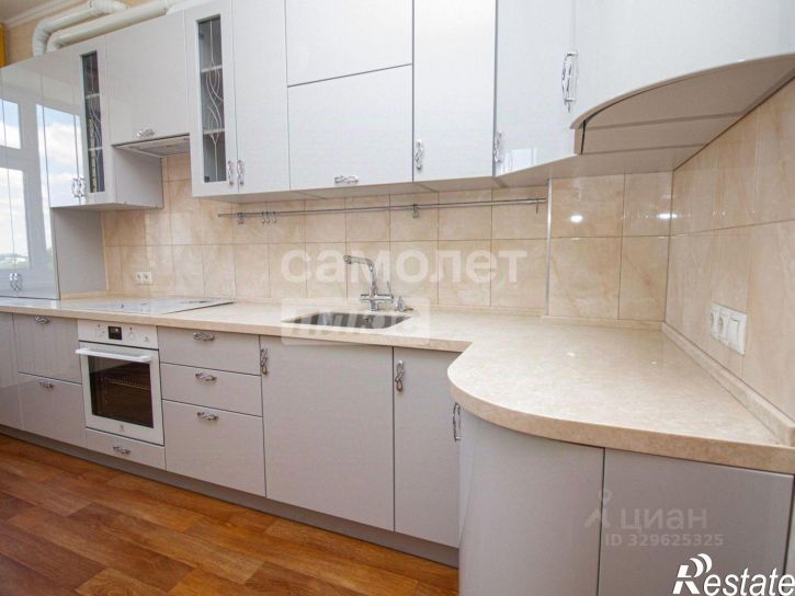 3-комн квартира пр-кт Нариманова, 1Г,  д. 1Г