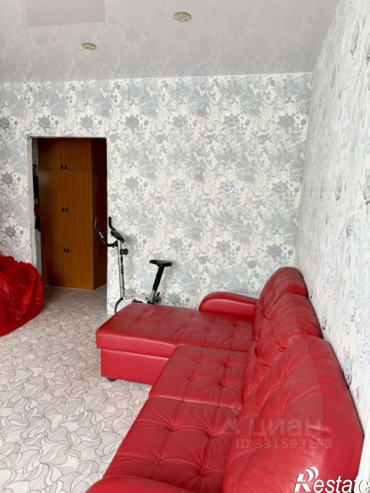 2-комн квартира пр-кт Ливанова, 30,  д. 30