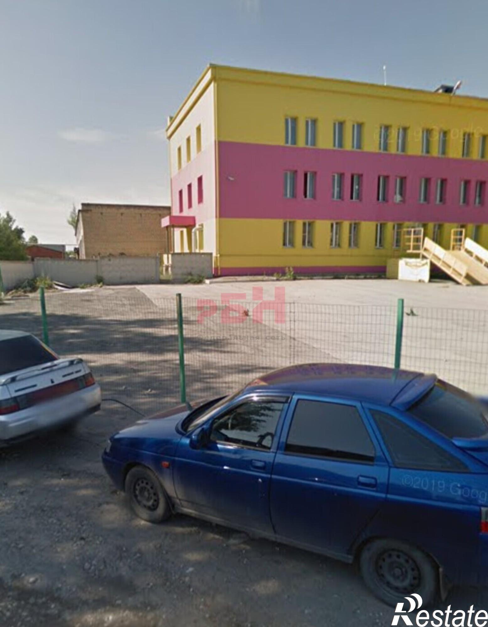 Купить торговое помещение за 15 000 000 рублей на Октябрьская ул.