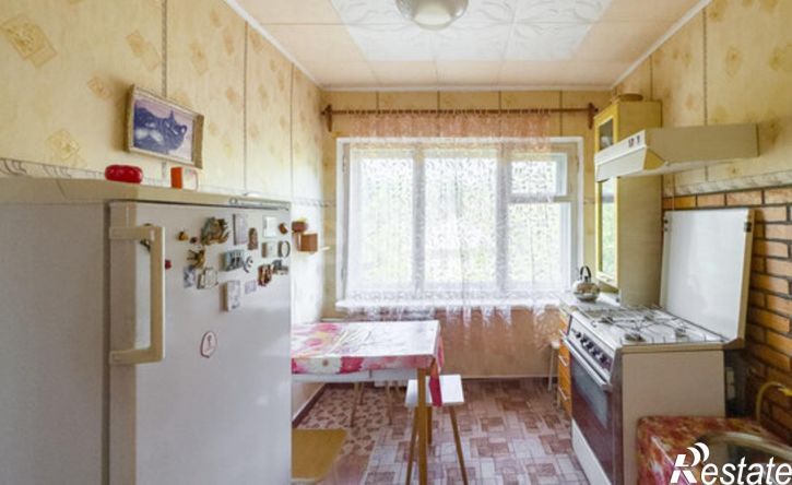 3-комн квартира ул Минаева, 15,  д. 15