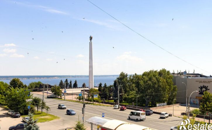 3-комн квартира ул Минаева, 15,  д. 15