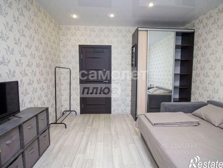 2-комн квартира пр-кт Ливанова, 30,  д. 30