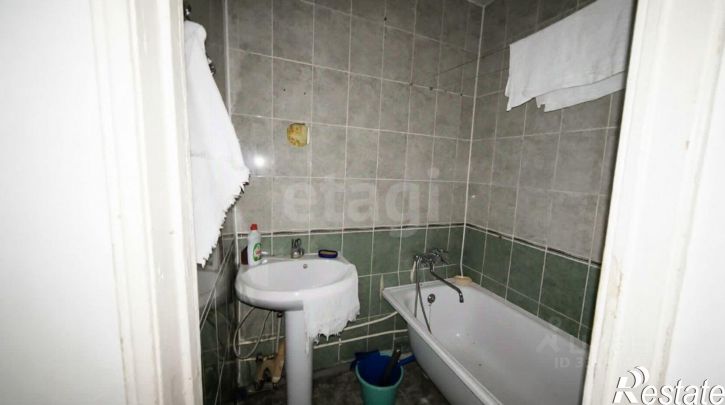 2-комн квартира ул Стасова, 15,  д. 15