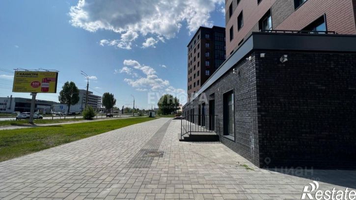 Торговое помещение пр-кт Созидателей, 114/2,  д. 114/2