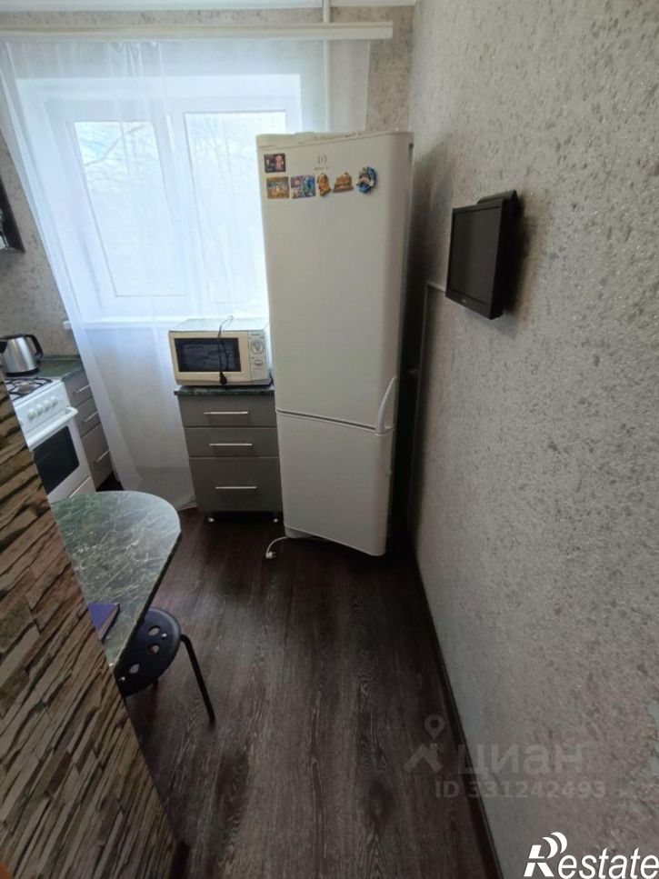 1-комн квартира ул Хрустальная, 37,  д. 37