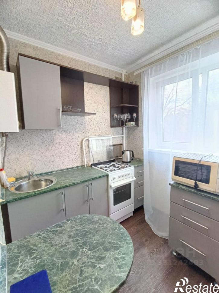 1-комн квартира ул Хрустальная, 37,  д. 37
