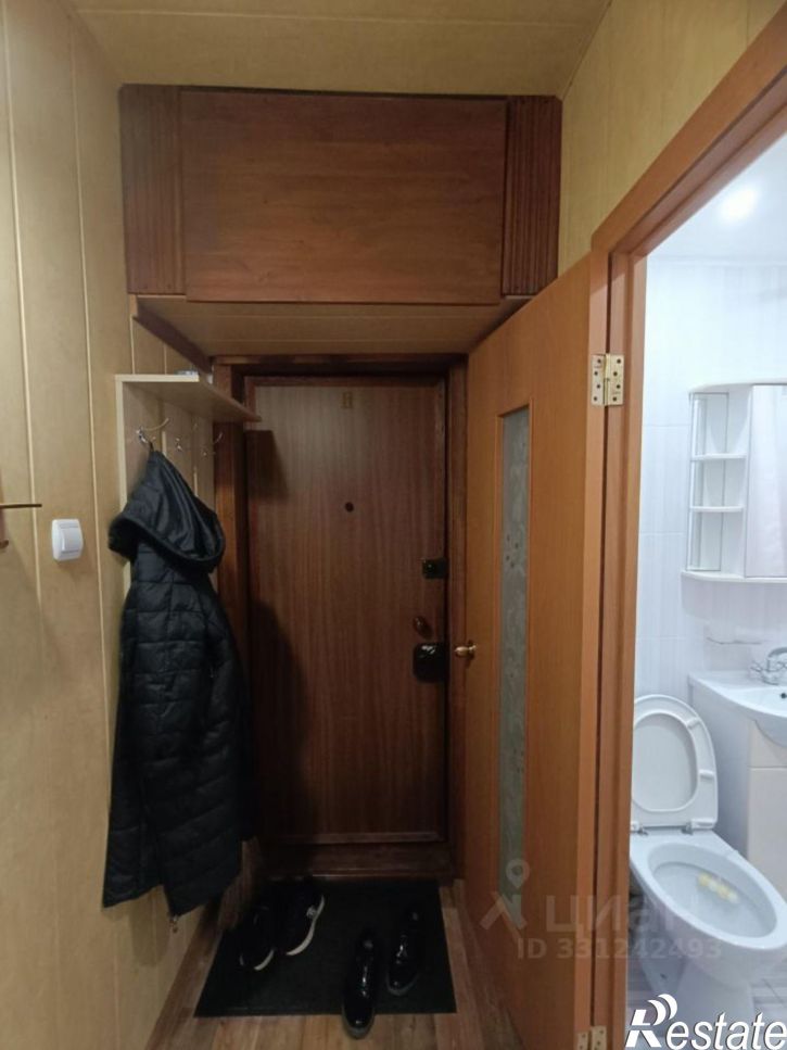 1-комн квартира ул Хрустальная, 37,  д. 37