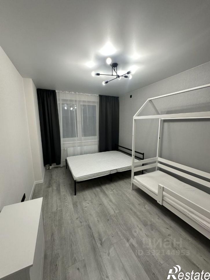 2-комн квартира пр-кт Гая, 33,  д. 33