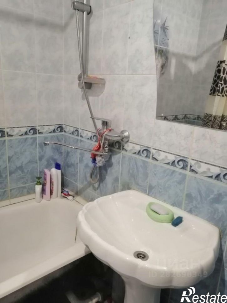 Комната пр-кт Ленинского Комсомола, 24,  д. 24