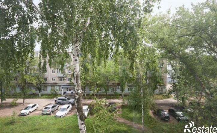 3-комн квартира ул Врача Михайлова, 37,  д. 37