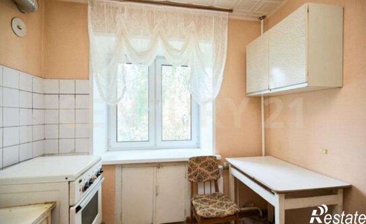 3-комн квартира ул Врача Михайлова, 37,  д. 37