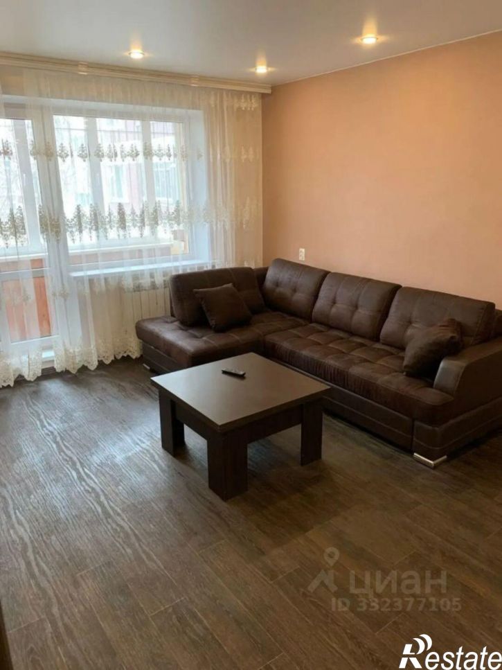 2-комн квартира пр-кт Ленинского Комсомола, 23,  д. 23
