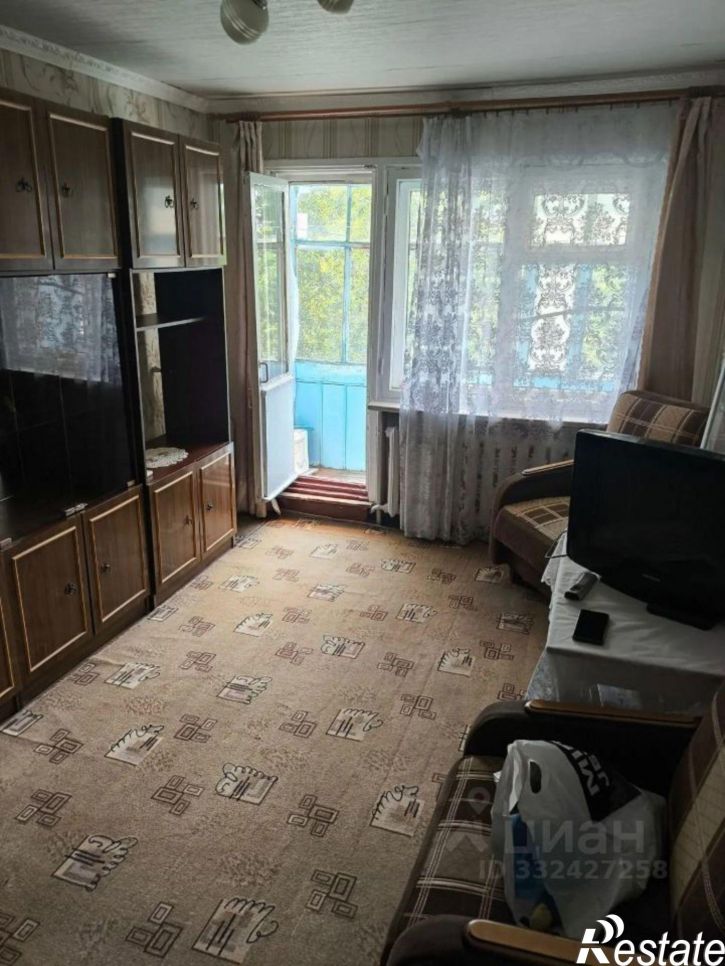 2-комн квартира ул Варейкиса, 1,  д. 1