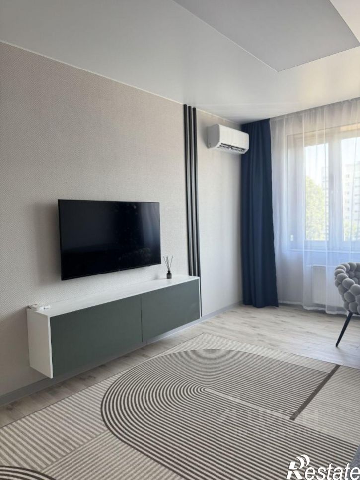 2-комн квартира проспект Авиастроителей, 22