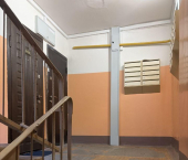 2-комн, 45кв м, этаж 1/5 ул Ефремова, 63