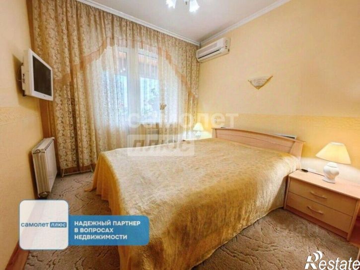 3-комн квартира Новосондецкий б-р, 15,  д. 15