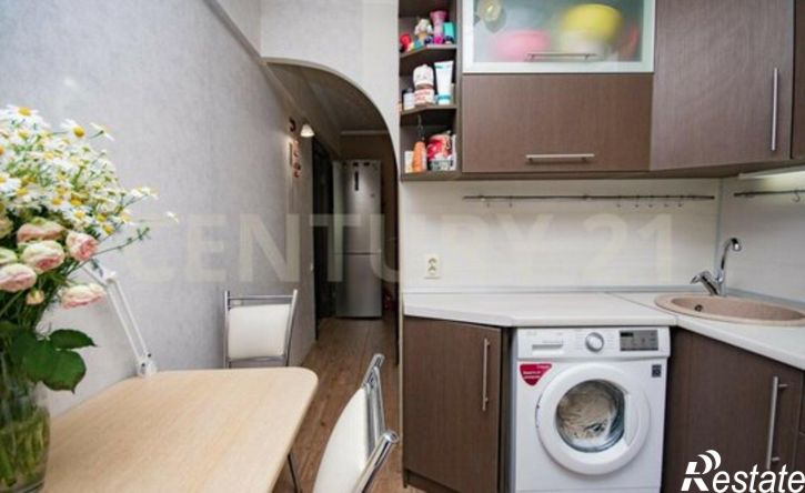 2-комн квартира ул Героев Свири, 14,  д. 14