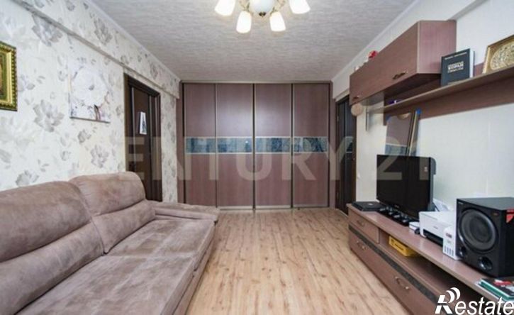 2-комн квартира ул Героев Свири, 14,  д. 14