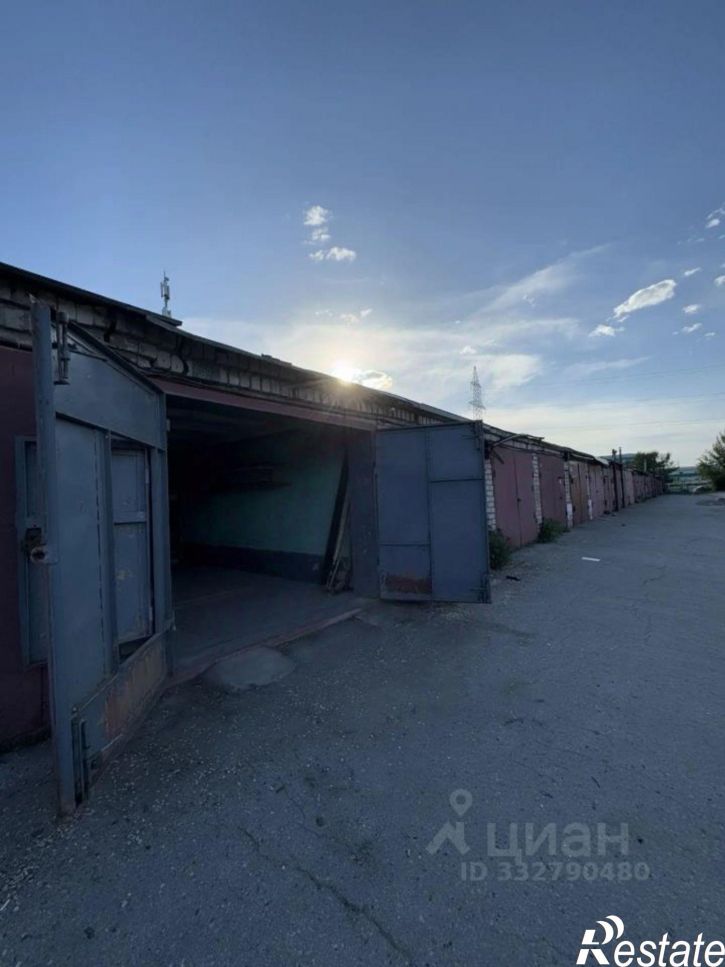 Гараж/парковка улица Ефремова, 50А