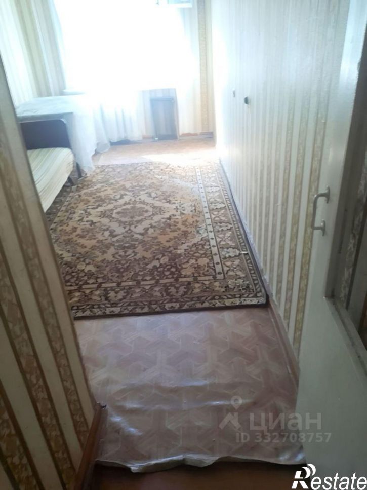 3-комн квартира ул Хрустальная, 15,  д. 15