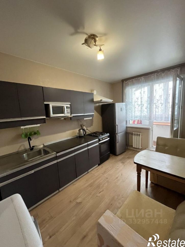 2-комн квартира пр-кт Ливанова, 28,  д. 28