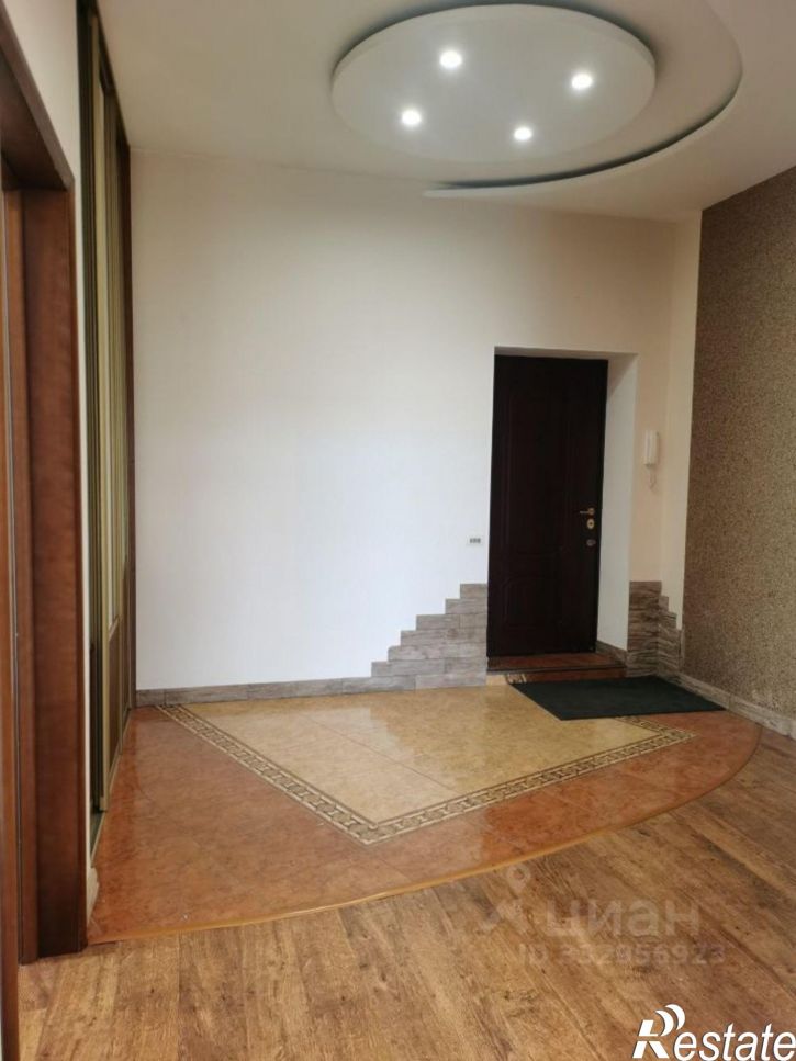 3-комн квартира ул Свободы, 23,  д. 23