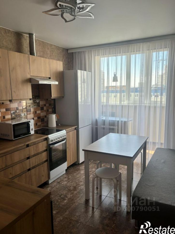1-комн квартира пр-кт Ливанова, 32,  д. 32