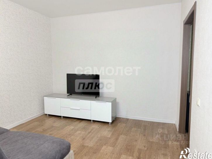 2-комн квартира ул Хрустальная, 43А,  д. 43А