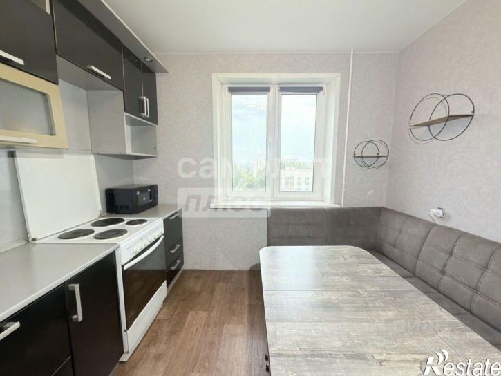 2-комн квартира ул Хрустальная, 43А,  д. 43А